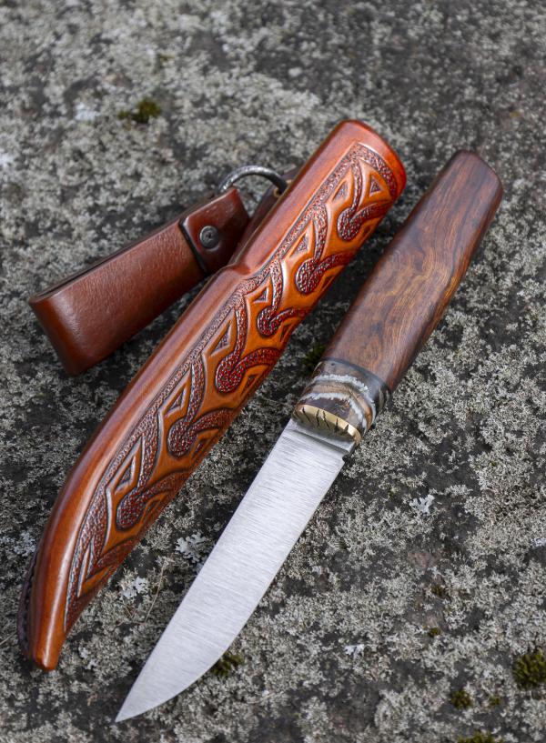 Un couteau d'extérieur